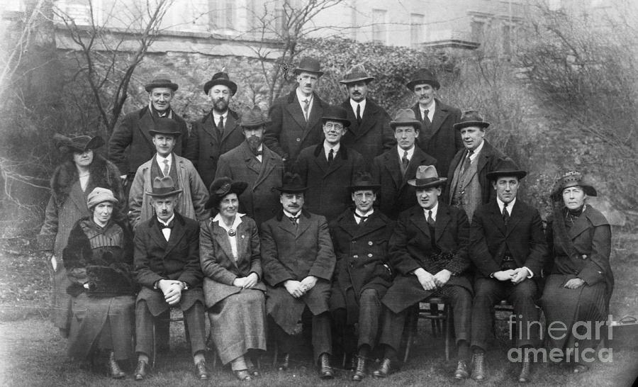 Sinn Fein Standing Committee Photograph by Bettmann | Fine Art America