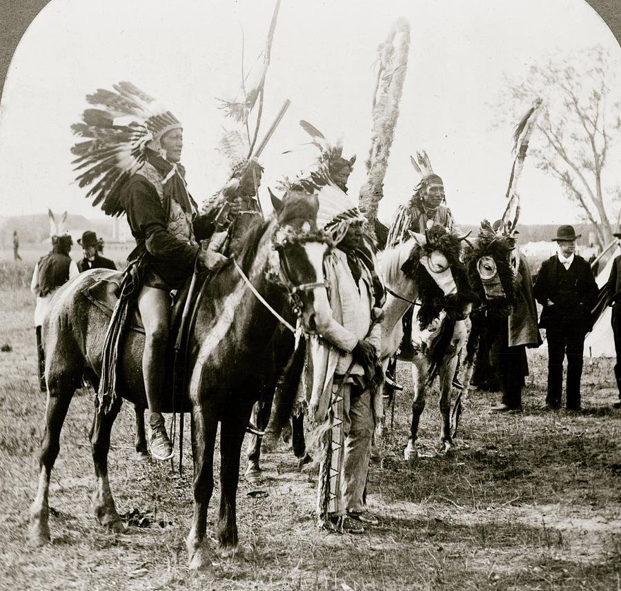 Sioux Indians and ponies Painting by - Fine Art America