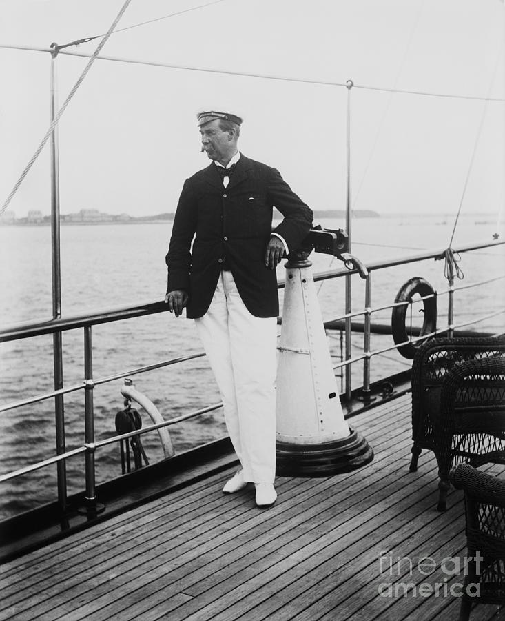 Sir Thomas Lipton Photograph by Bettmann