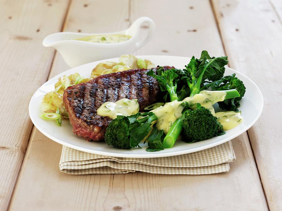 Sirloin Steak With Broccoli, Mashed Potatoes And Bernaise Sauce Photograph by Frank Adam