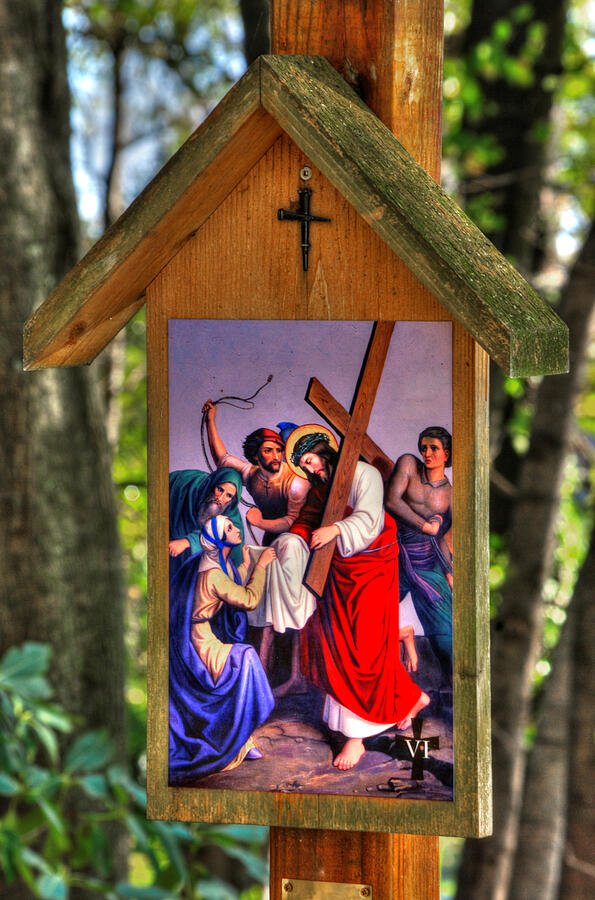 Sixth Station of the Cross - Veronica Wipes the Face of Jesus Photograph by Michael Mazaika