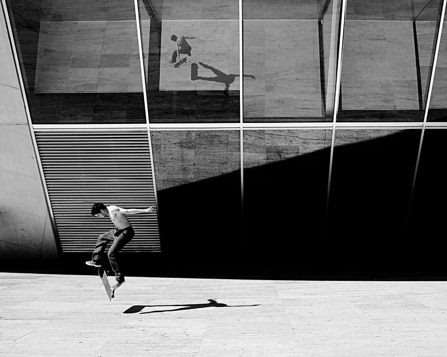 Black And White Photograph - Skate Rider by Luca Domenichi
