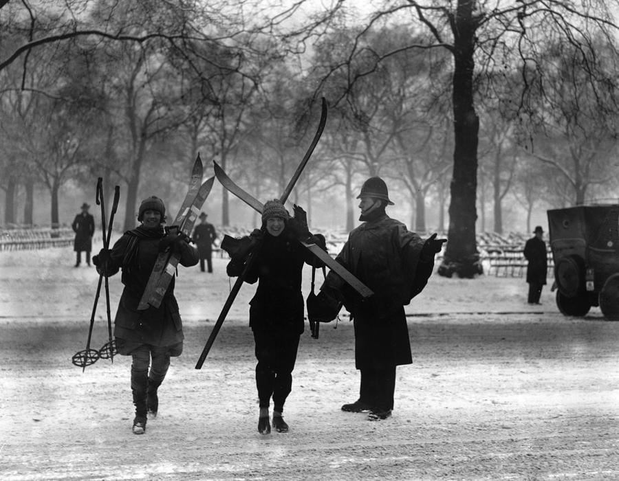Hyde Park Photograph - Skiers In Park by Fox Photos