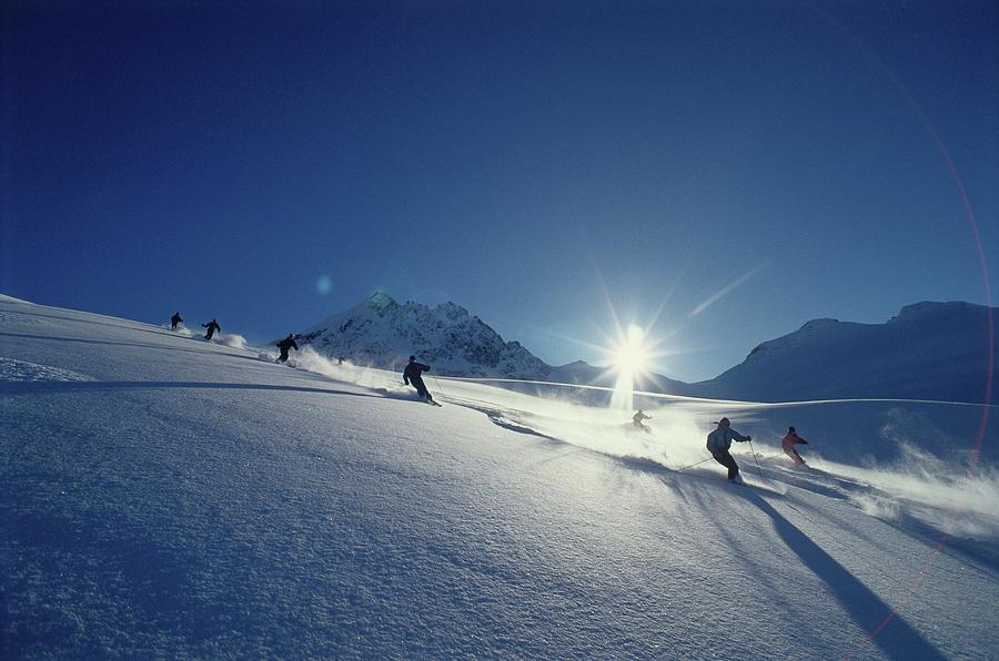 Skiing Digital Art by Udo Bernhart
