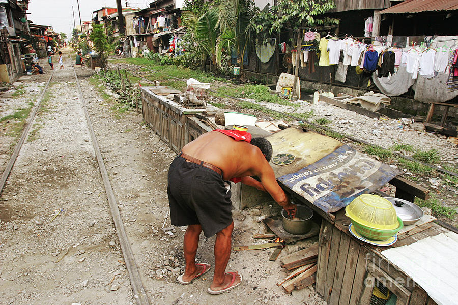 Slum Kitchen Photograph by Peter Menzel/science Photo Library