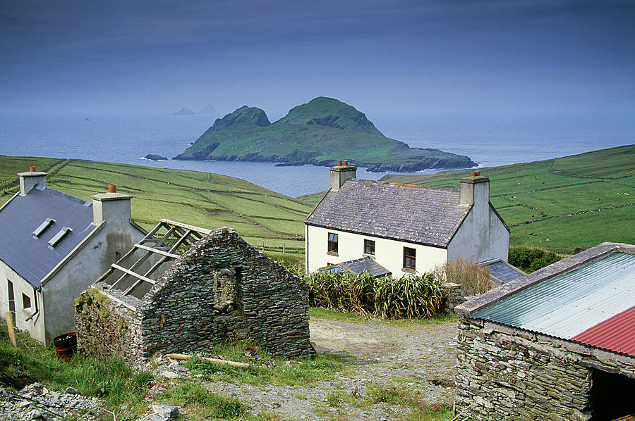Small Farm Houses At The Sea Photograph by Clu