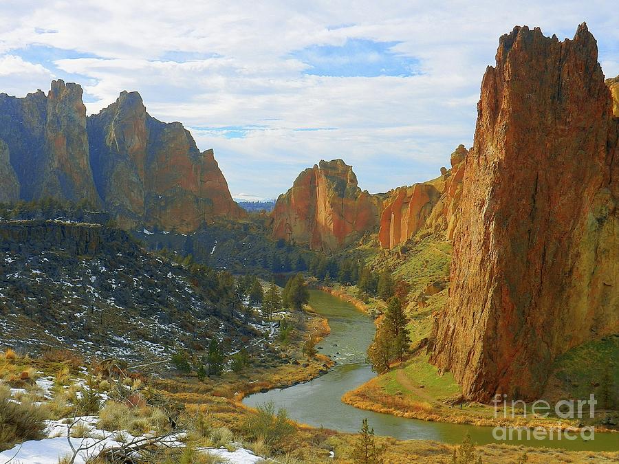 Smith Rock State Park One Of The 7 Wonders Of Oregon Photograph By Art Sandi
