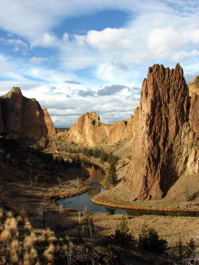 Smith Rock State Park, Or Photograph by By Meredith Farmer