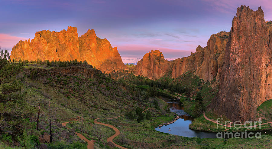 Smith Rock State Park, Oregon, USA Photograph by Henk Meijer Photography