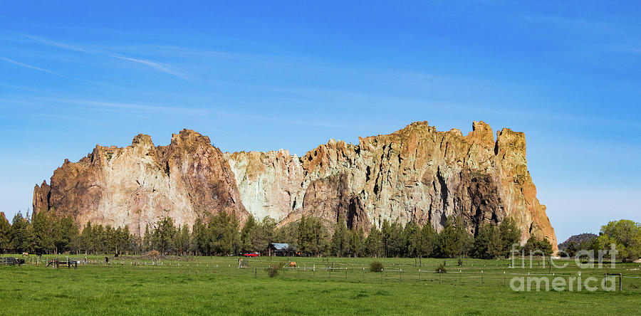 Smith Rock State Park, Terrebone, Oregon Photograph by Thomas Marchessault