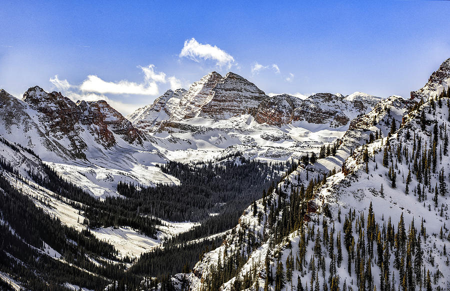 Nature Photograph - Snow Covered Maroon Bells by Jonathan Ross