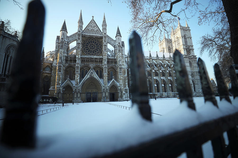 Westminster Abbey Photograph - Snow Covers the Railings by Hannah Mckay
