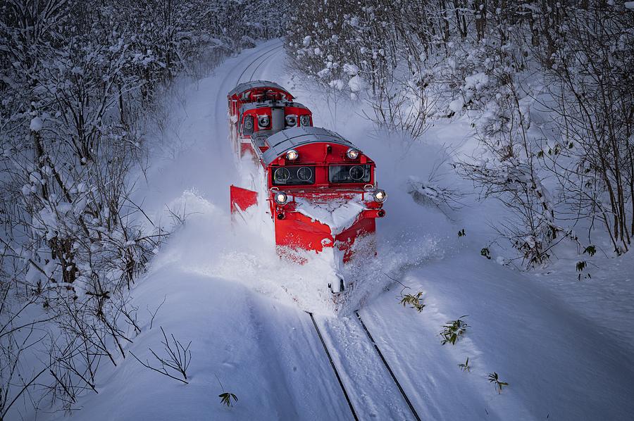 Snowplow Railcar Photograph by Yutaka Kurahashi