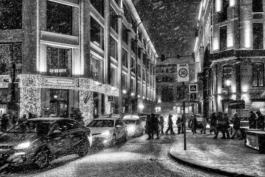 Black And White Photograph - Snowy Moscow\s Streets by Vasil Nanev