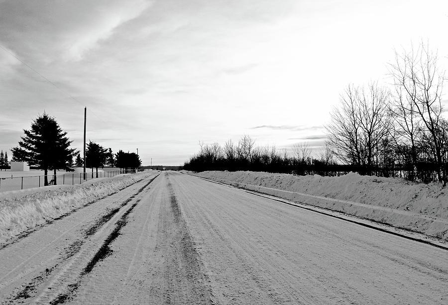 Snowy Road Home at Januarys Dusk Photograph by Brian Sereda