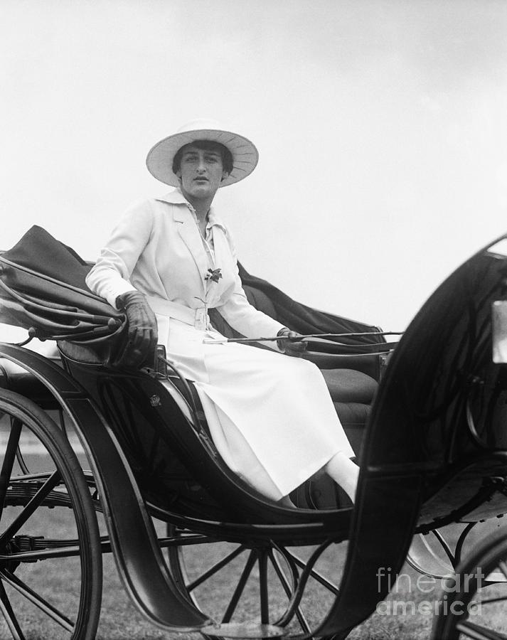 Society Woman In Cart Holding Reins Photograph by Bettmann