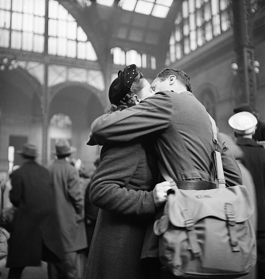 Soldier Kissing Girlfriend Goodbye Digital Art by Alfred Eisenstaedt ...