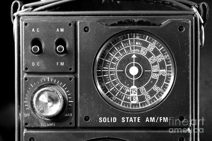vintage radio dial