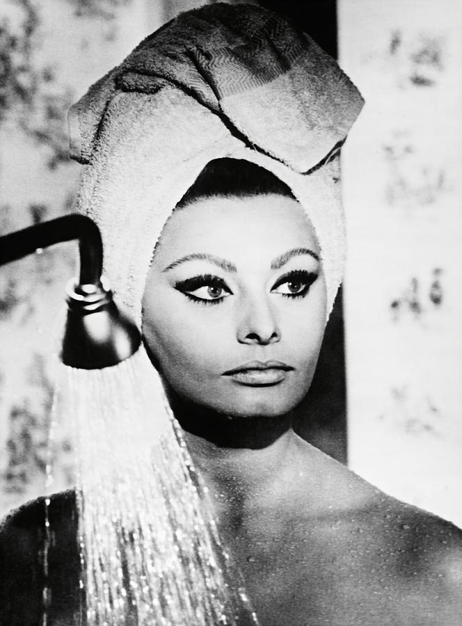 SOPHIA LOREN in ARABESQUE -1966-. Photograph by Album