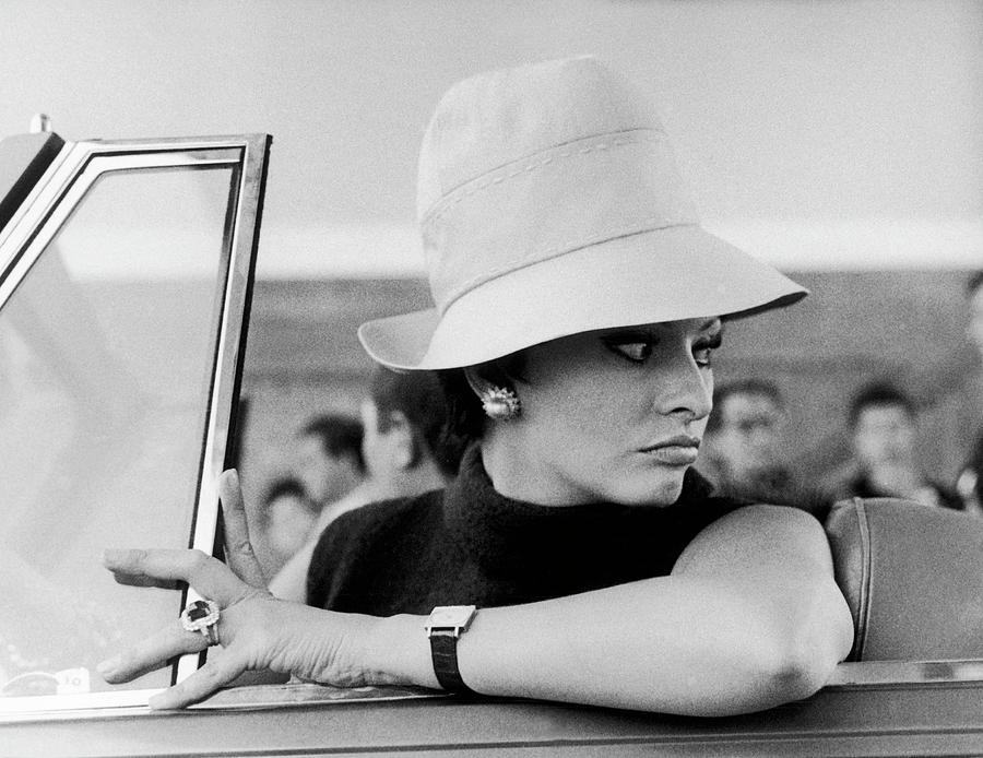Sophia Loren In The Movie Yesterday Photograph by Keystone-france
