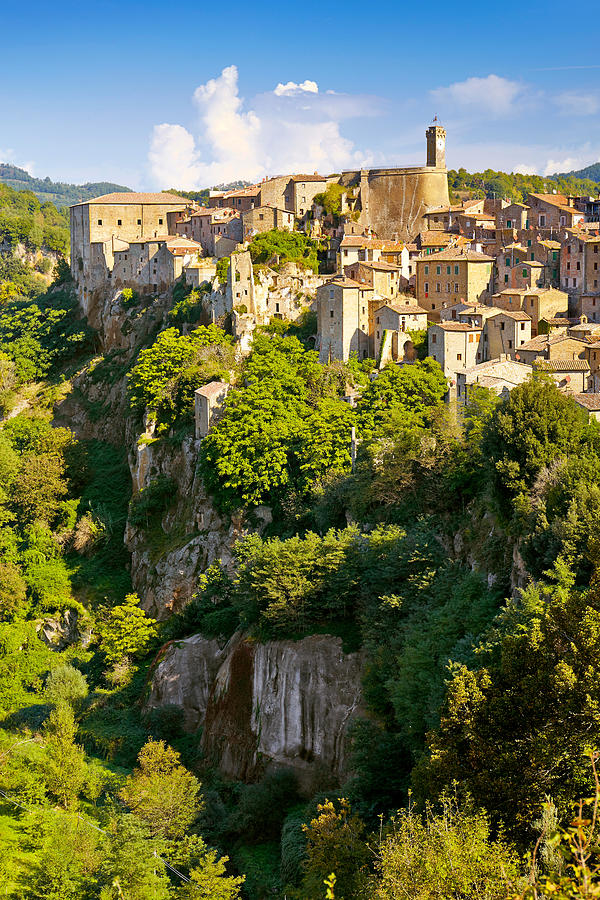 Cityscape Photograph - Sorano City, Tuscany, Italy by Jan Wlodarczyk