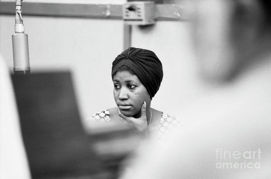 Soul Singer Aretha Franklin Records Photograph by The Estate Of David Gahr