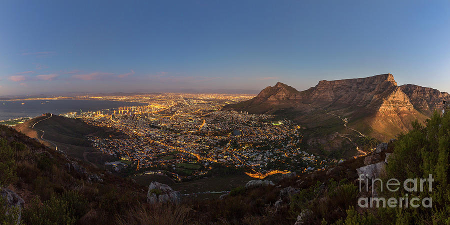 South Africa, Cape Town With Table Photograph by Westend61