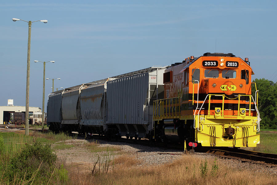 South Carolina Central Railroad 2033 at Yard Photograph by Joseph C Hinson
