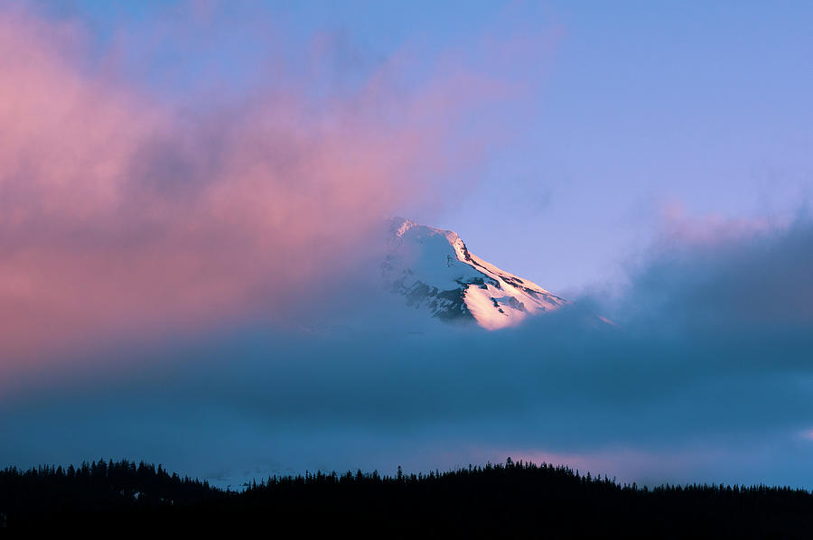 South Sister, Cascade Mountains, Oregon Digital Art by Heeb Photos