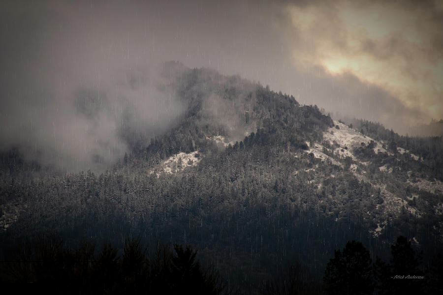 Southern Oregon Mountain Winter Scene Photograph by Mick Anderson