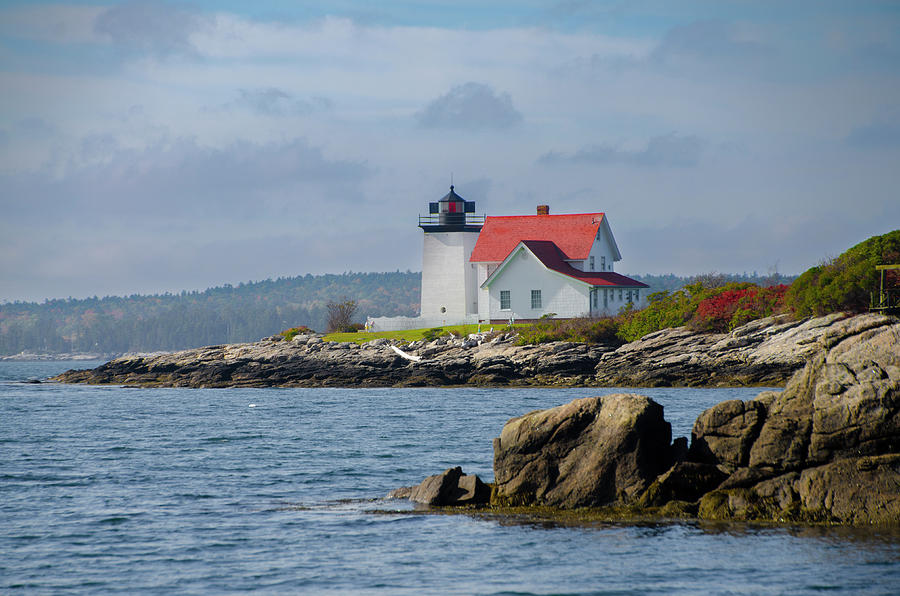 Southport Maine - Hendricks Head Lighthouse Photograph by Bill Cannon