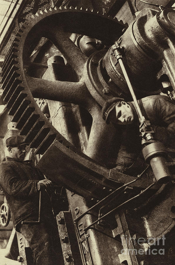 Black And White Photograph - Soviet Workers Installing A New Five Hundred Ton Press, Leningrad, Ussr, 1931 by Russian Photographer