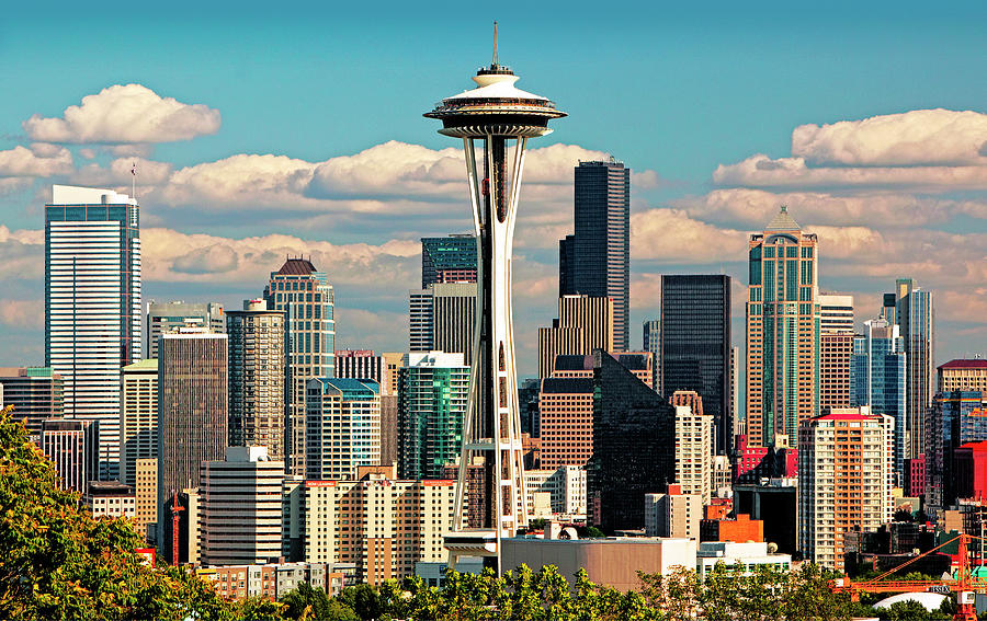 Space Needle And Downtown Seattle Photograph by Caroline Purser