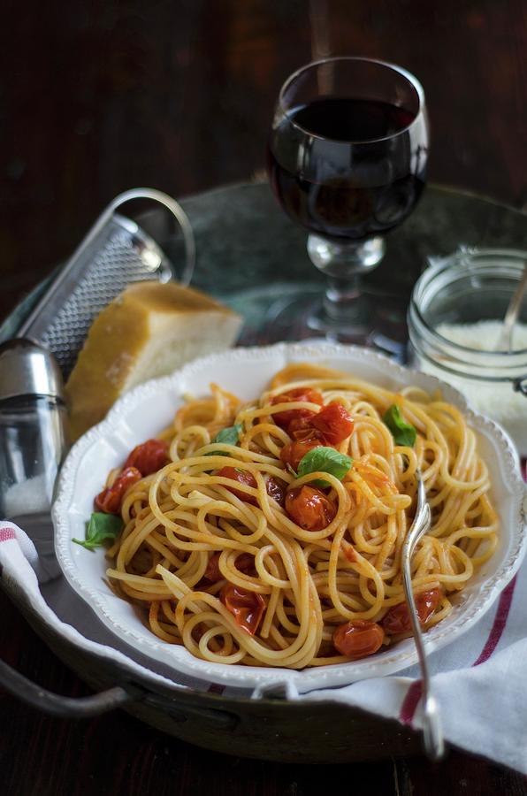 Spaghetti Ai Pomodori Di Pachino pasta With Steamed Cherry Tomatoes, Italy Photograph by Aniko Szabo