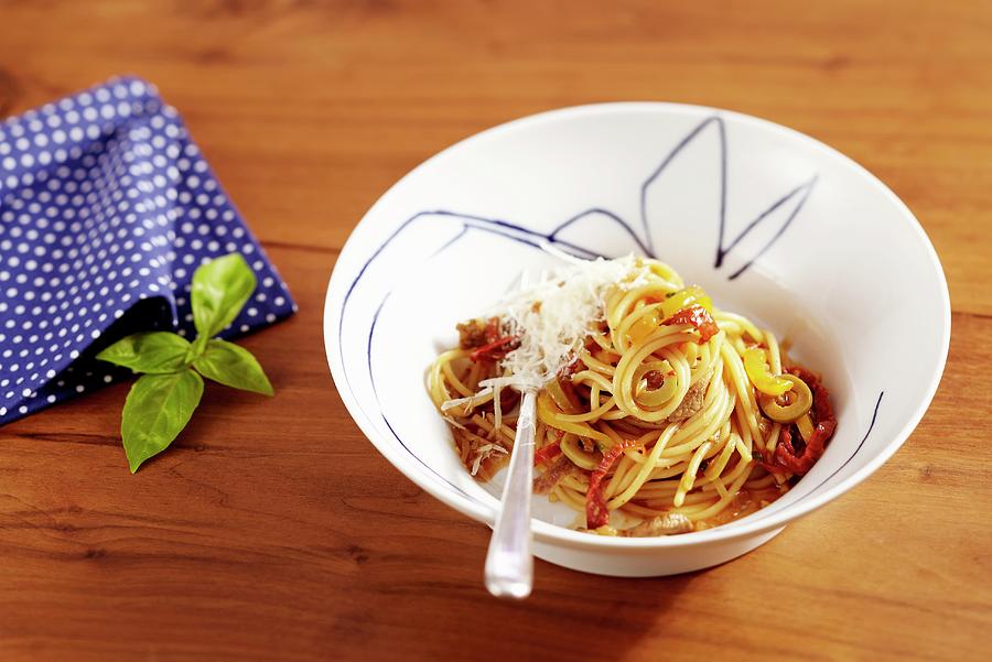 Spaghetti With Beef And Died Tomatoes Photograph by Teubner Foodfoto