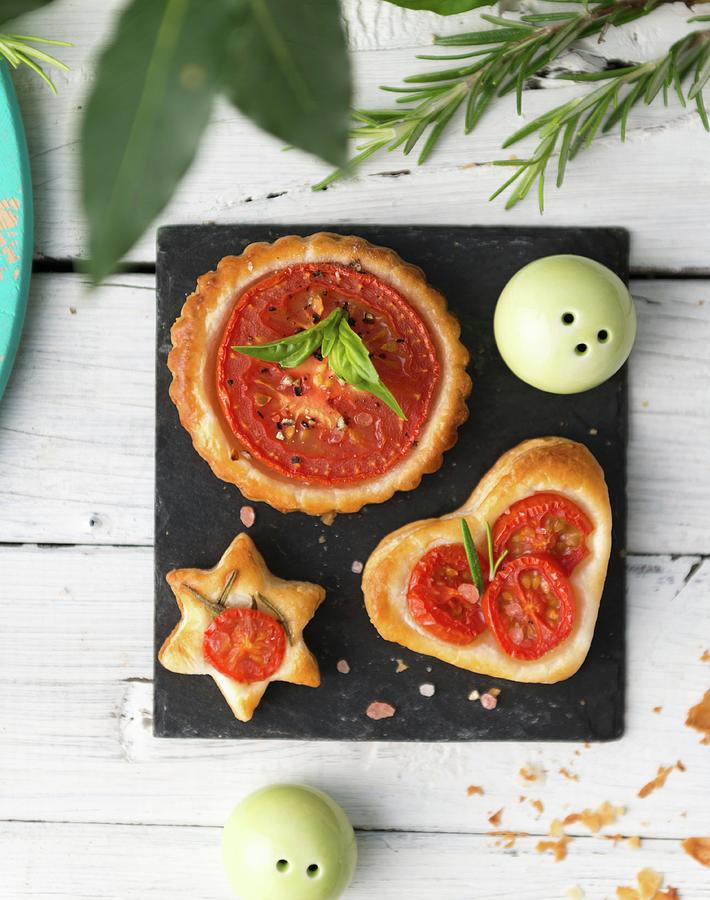 Spicy Tomato Tartlets For Christmas Photograph by Komar