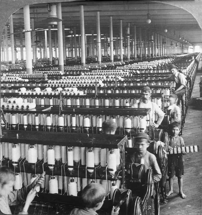 Spinning Factory Photograph by Hulton Archive