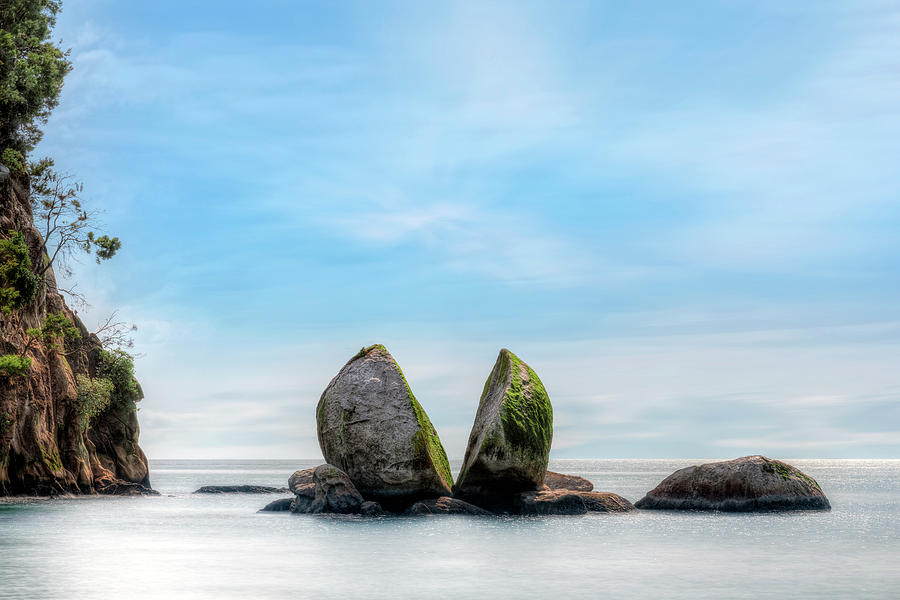 Split Apple Rock - New Zealand Photograph by Joana Kruse