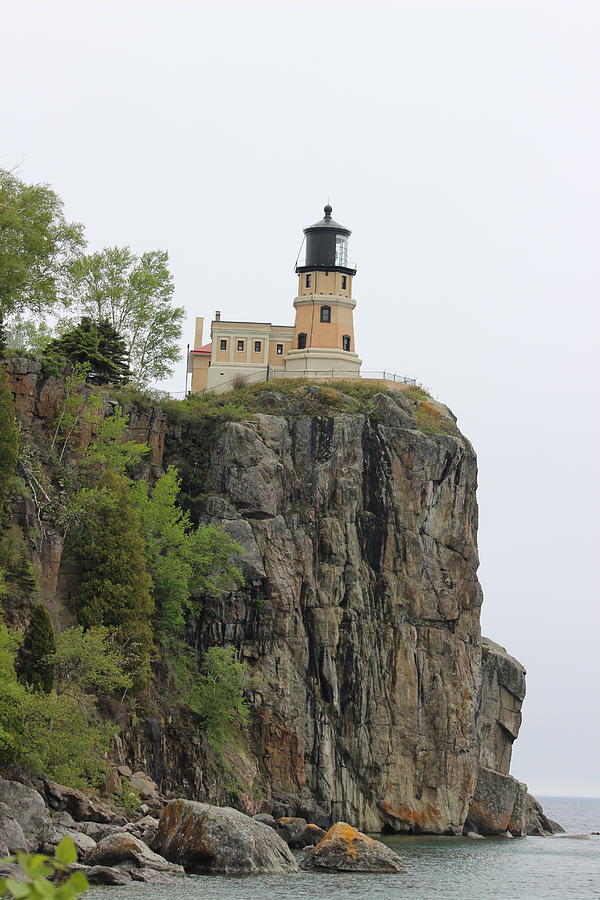 Split Rock Lighthouse Photograph by Laura Smith