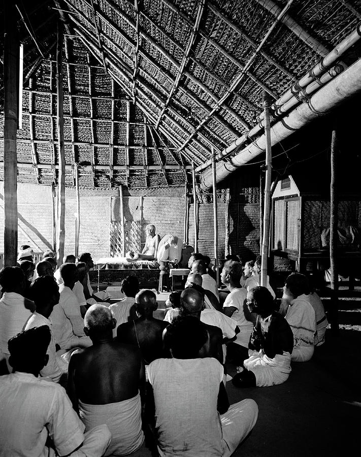 Sri Ramana Maharshi Photograph by Eliot Elisofon Sri Ramana Maharshi Photograph by Eliot Elisofon