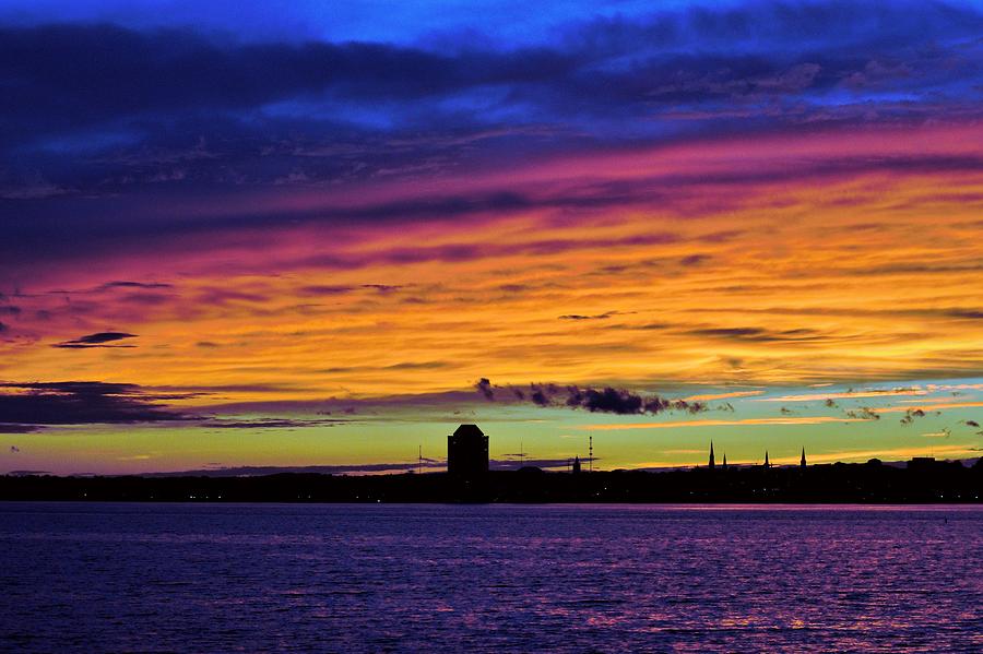 St. Lawrence Sunset - Artistic Effects Photograph by Mark Mitchell