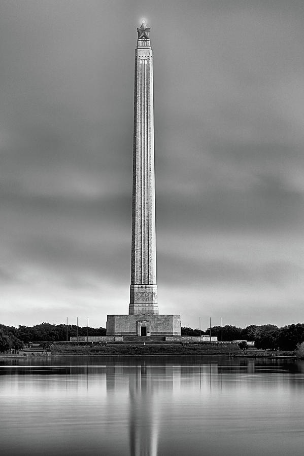Standing Tall the San Jacinto Monument Photograph by JC Findley