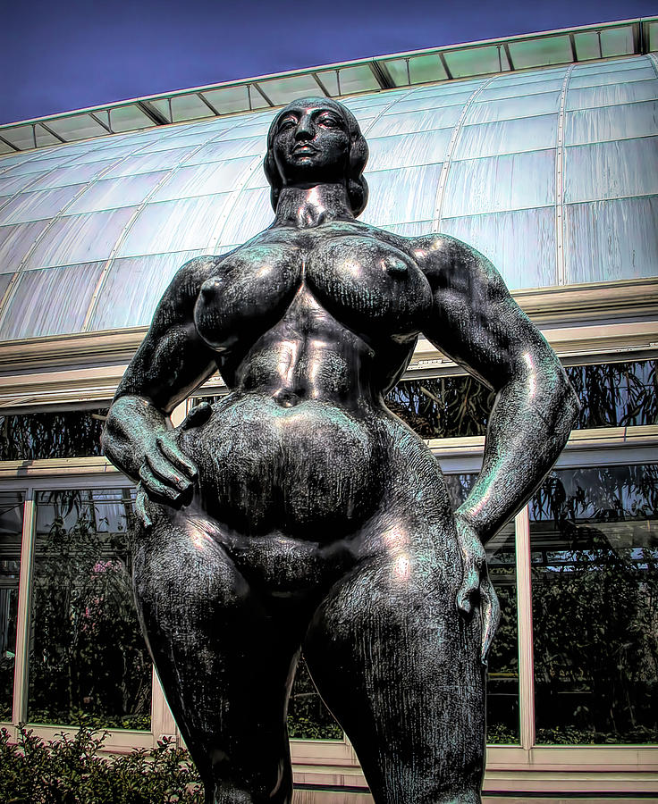 Standing Woman by PAUL COCO Standing Woman by PAUL COCO