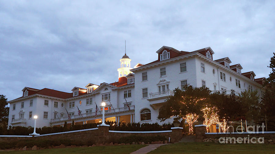 Stanley hotel 2 Photograph by Raymond Earley