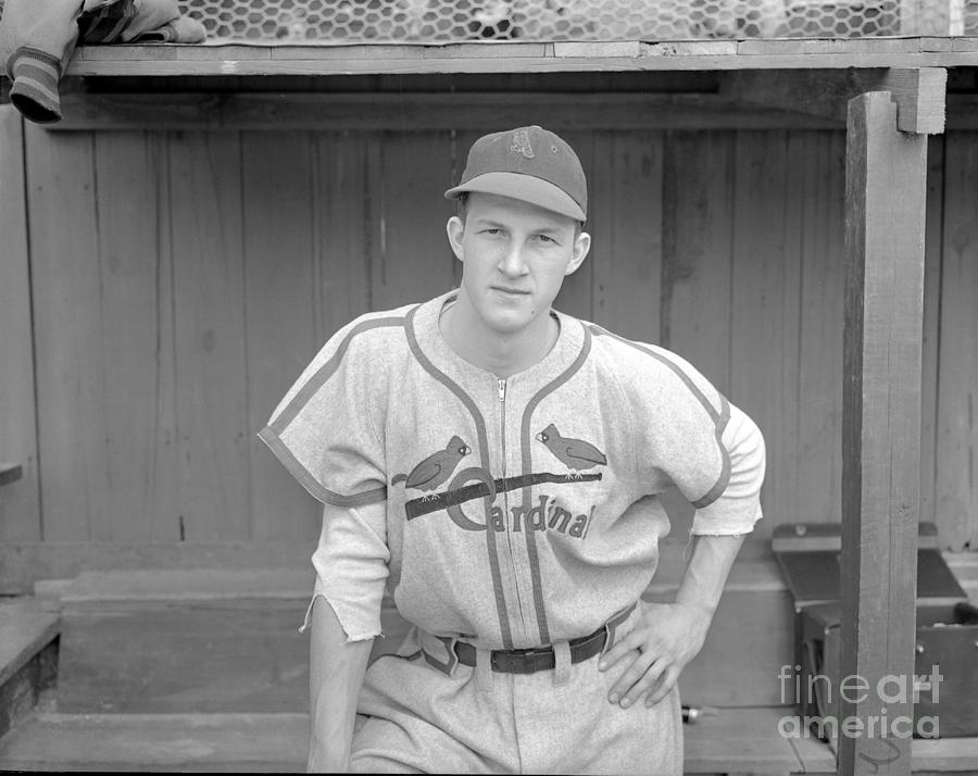 Stanley Musial Outfielder For Cardinals Photograph by Bettmann