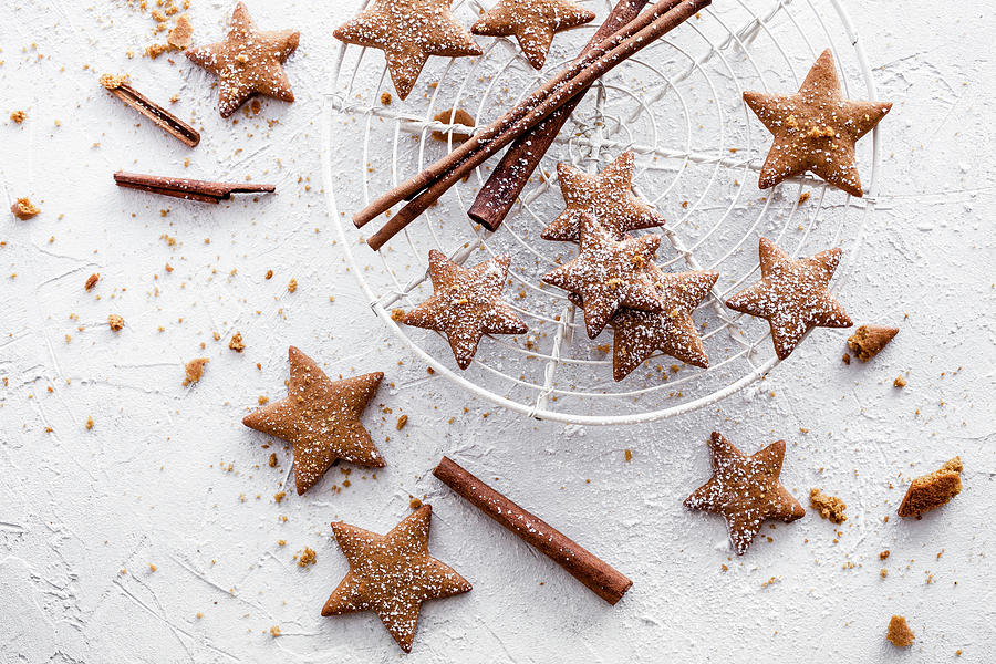 Star Shaped Gingerbread Cookies With Dusted Sugar Photograph by Kati Finell