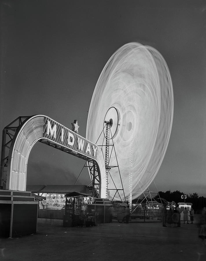 Ferris Wheel Photograph - State Fair Of Texas by John Dominis
