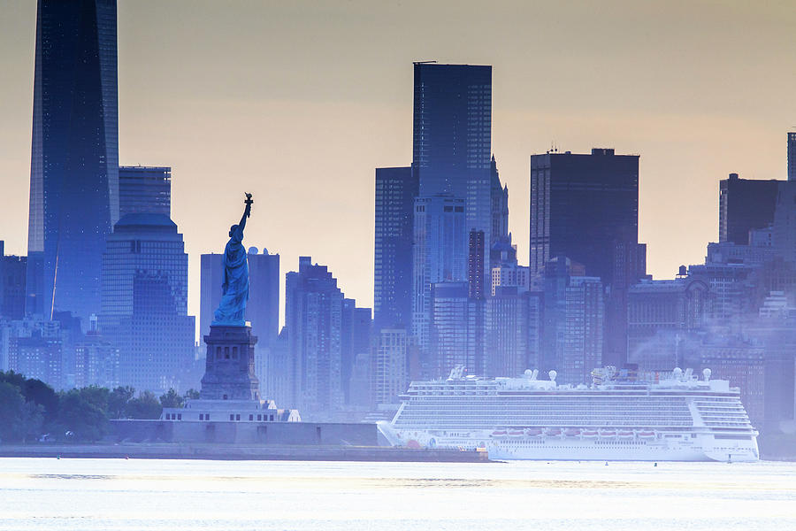 Statue Of Liberty & Nyc Skyline Digital Art by Maurizio Rellini