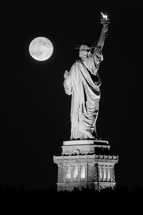 Statue Of Liberty Supermoon BW- Photograph by Susan Candelario