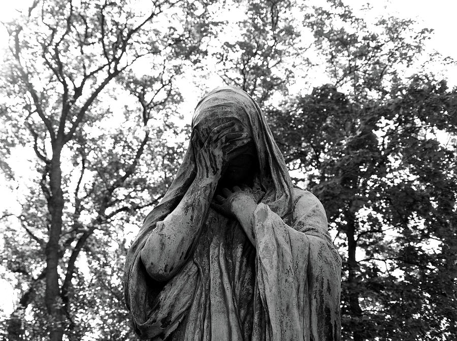 Statue, regret Photograph by Edward Lee